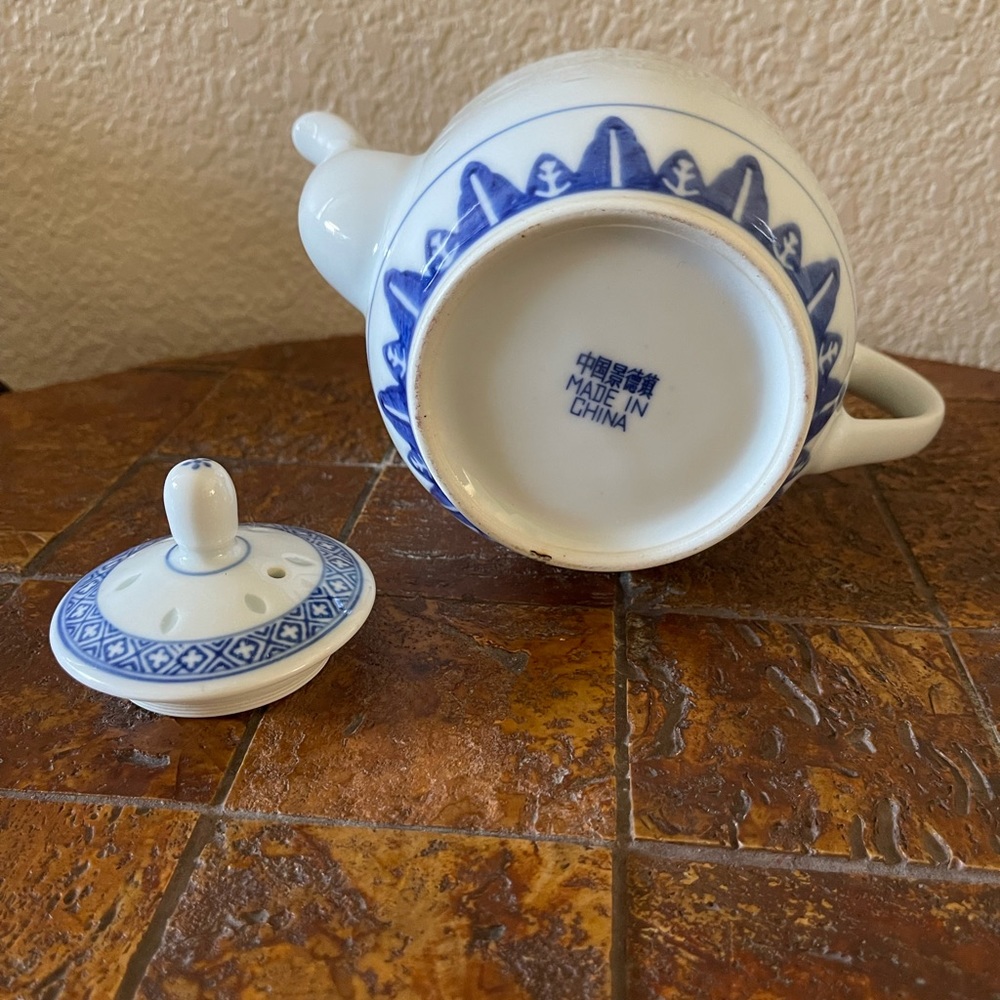 Vintage Tea Pot 💛HP💛 - Picture 14 of 14